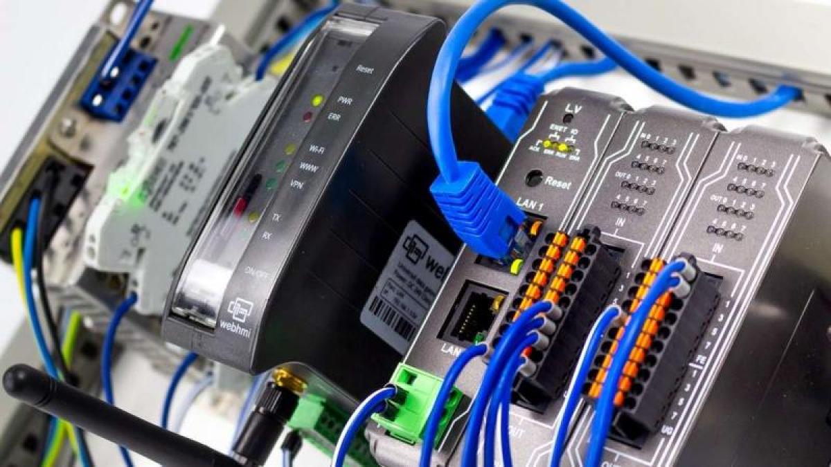 Hardware & software engineering
